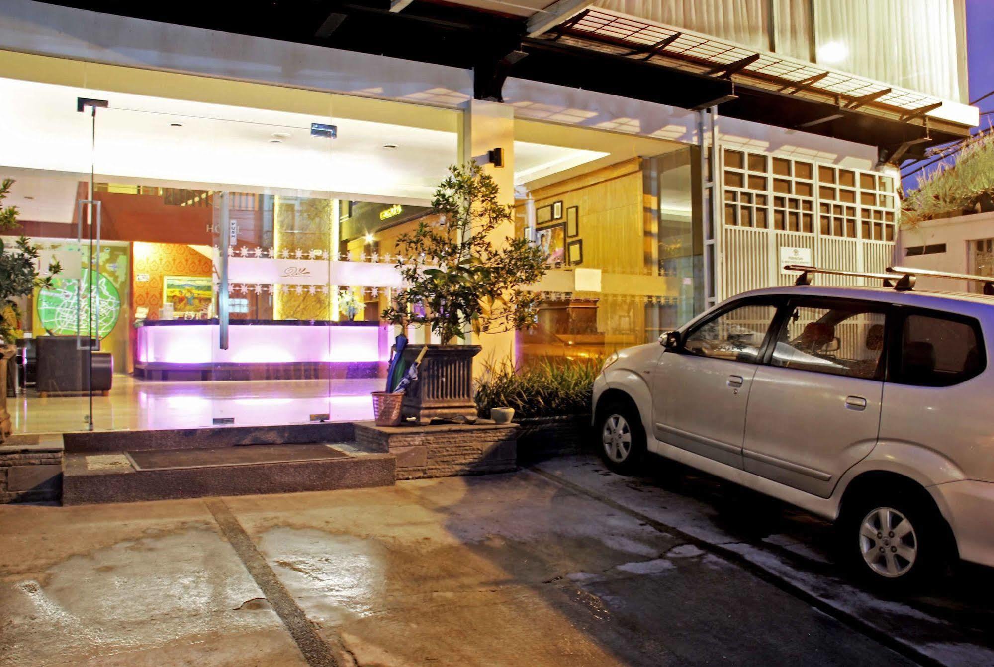 Wisma tamu Reddoorz @ Cassa Pasteur 2*
